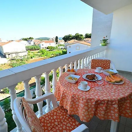Family Friendly Apartments With A Swimming Pool Tribunj, Vodice - 4211 Tribalj
