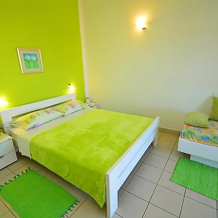 Family Friendly With A Swimming Pool Tribunj, Vodice - 4211 * Tribalj